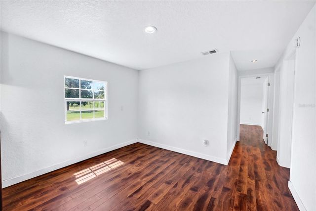 4162 LAUGHLIN ROAD, Mount Dora, FL 32757