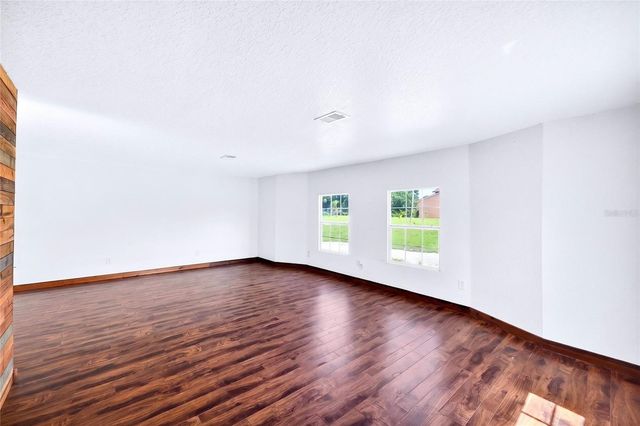 4162 LAUGHLIN ROAD, Mount Dora, FL 32757