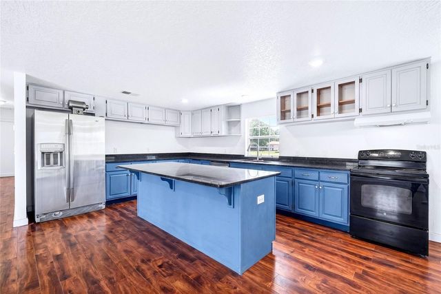 4162 LAUGHLIN ROAD, Mount Dora, FL 32757