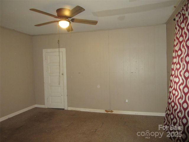 324 N Cleghorn Street, Rutherfordton, NC 28139