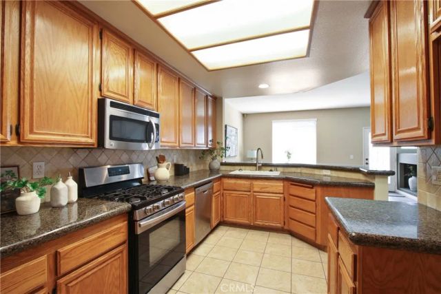 904 N Turner 17, Ontario, CA 91764