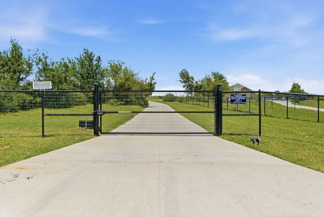 3020 Jolene Court, Springtown, TX 76082
