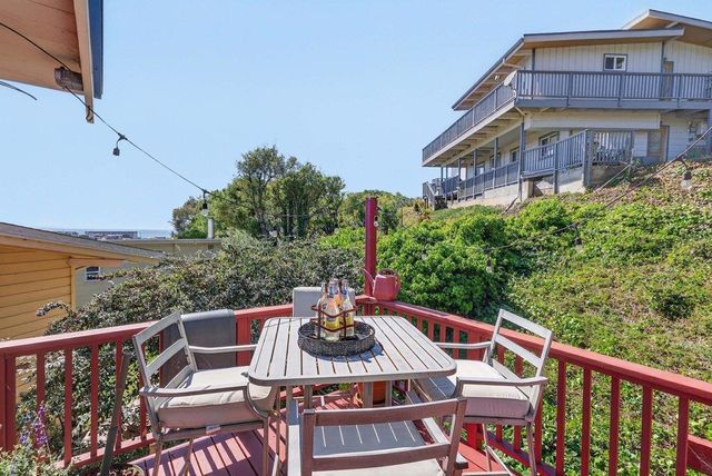 261 Aptos Beach Drive, Aptos, CA 95003
