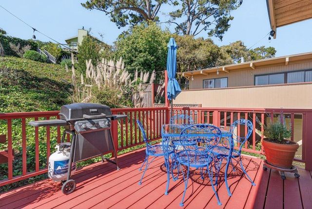261 Aptos Beach Drive, Aptos, CA 95003