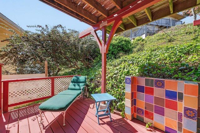 261 Aptos Beach Drive, Aptos, CA 95003