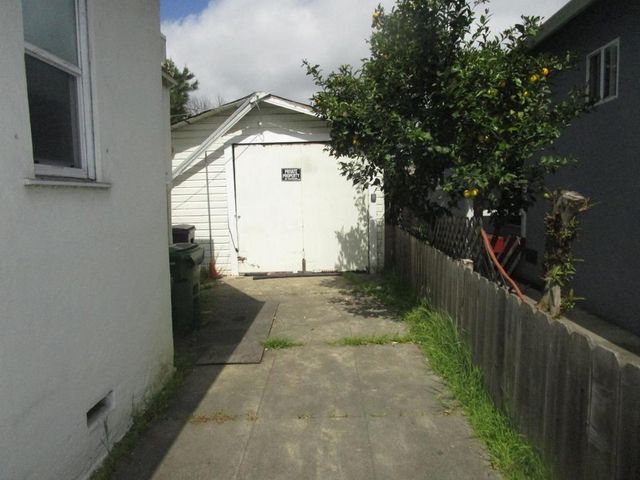 2625 High Street, Oakland, CA 94619