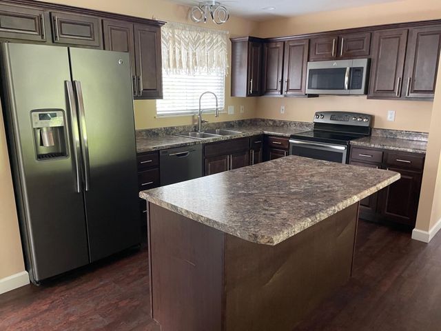 2306 MACE DR, Columbia, MO 65201