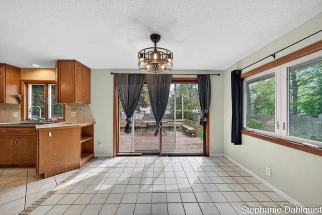 1490 Sunview Street, Muskegon, MI 49445