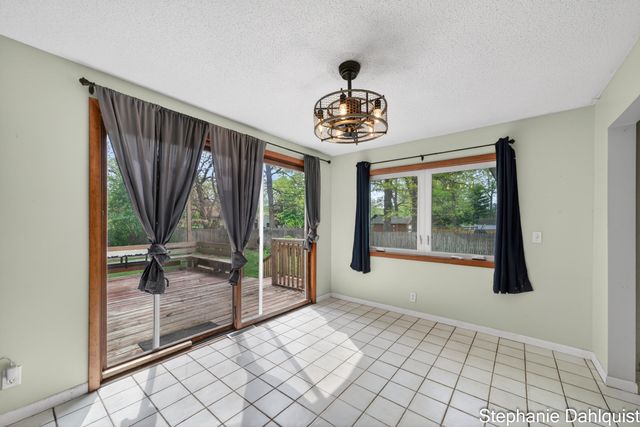 1490 Sunview Street, Muskegon, MI 49445