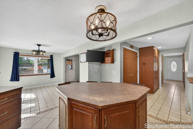 1490 Sunview Street, Muskegon, MI 49445