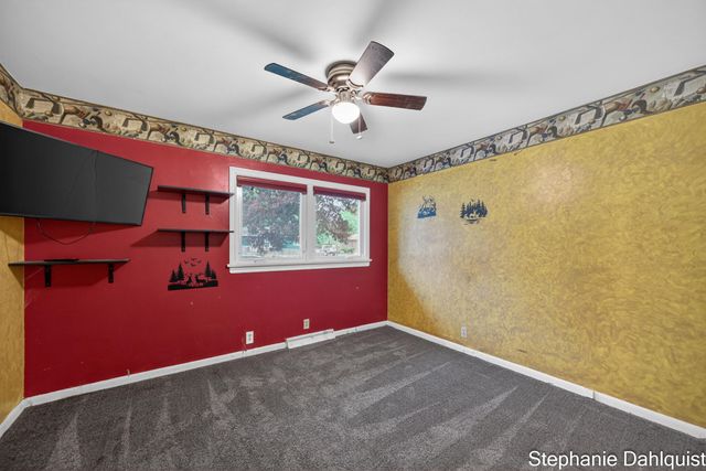 1490 Sunview Street, Muskegon, MI 49445