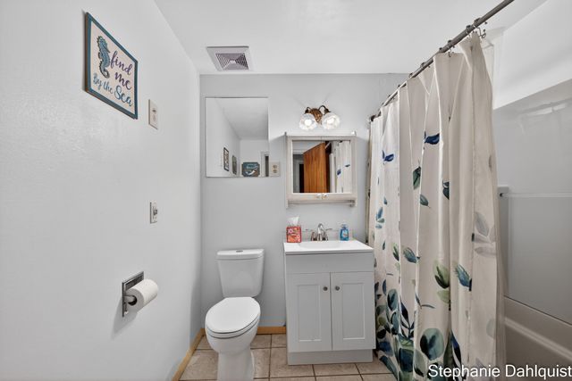 1490 Sunview Street, Muskegon, MI 49445