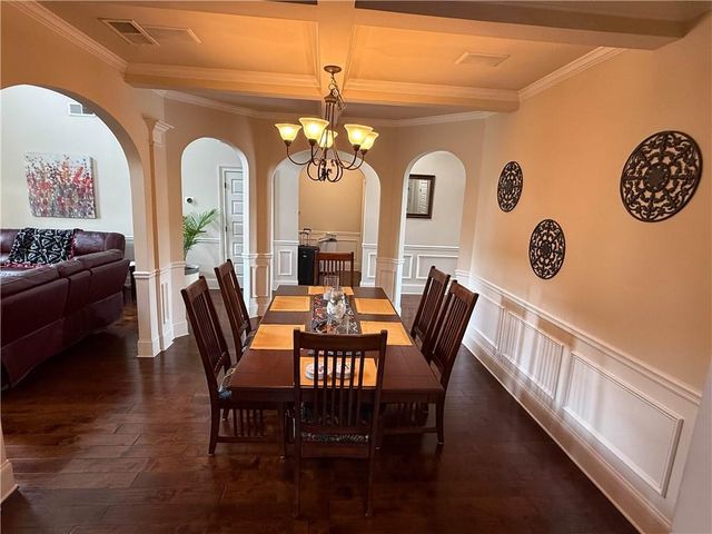 5626 Casa Blanca Lane, Atlanta, GA 30331