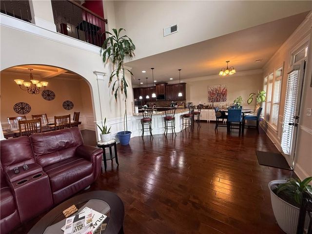 5626 Casa Blanca Lane, Atlanta, GA 30331