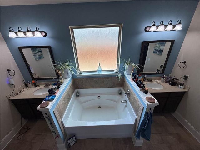 5626 Casa Blanca Lane, Atlanta, GA 30331