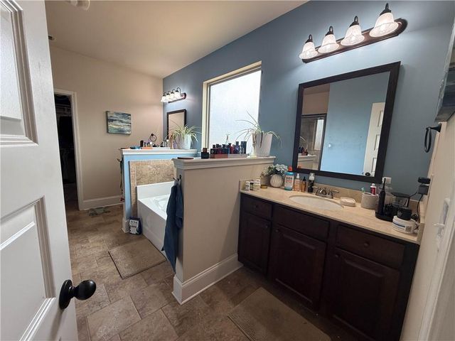 5626 Casa Blanca Lane, Atlanta, GA 30331