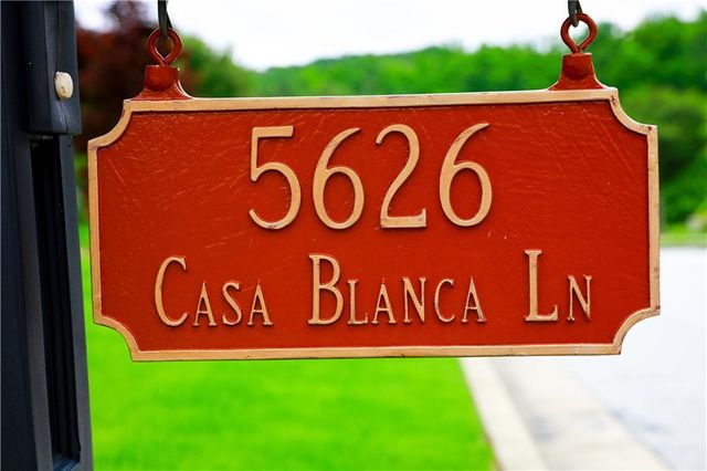5626 Casa Blanca Lane, Atlanta, GA 30331