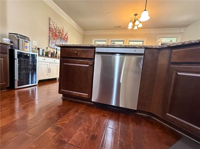5626 Casa Blanca Lane, Atlanta, GA 30331
