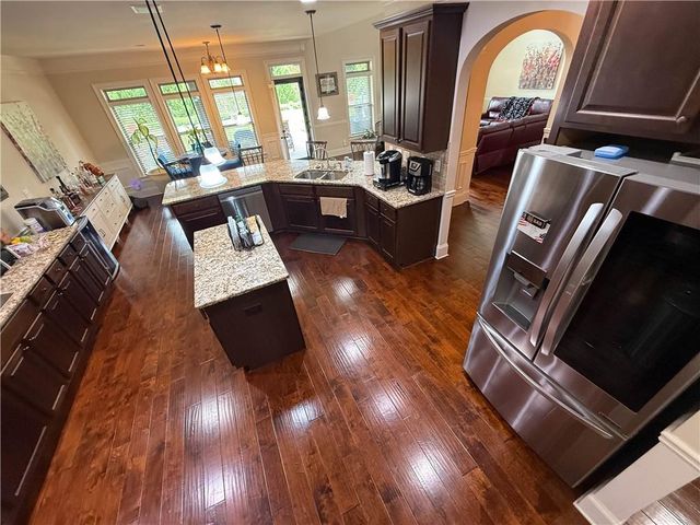 5626 Casa Blanca Lane, Atlanta, GA 30331