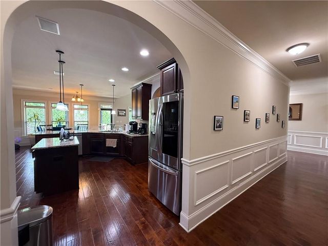 5626 Casa Blanca Lane, Atlanta, GA 30331