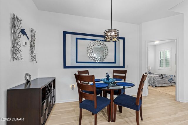 215 Hang Loose Way, Daytona Beach, FL 32124