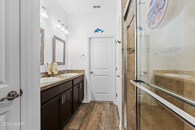 215 Hang Loose Way, Daytona Beach, FL 32124