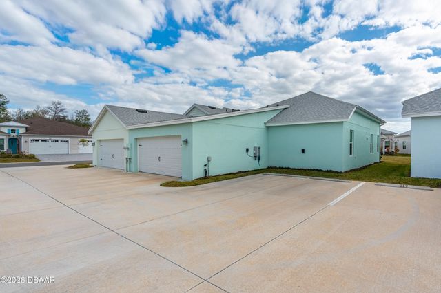 215 Hang Loose Way, Daytona Beach, FL 32124