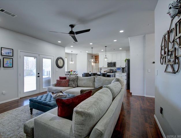 121 White Eagle, Hot Springs, AR 71913