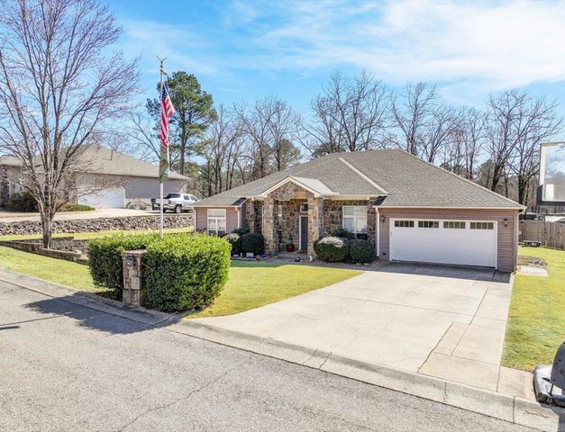 121 White Eagle, Hot Springs, AR 71913