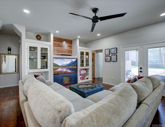 121 White Eagle, Hot Springs, AR 71913