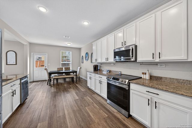 10335 Dunlap, San Antonio, TX 78252