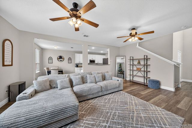 10335 Dunlap, San Antonio, TX 78252