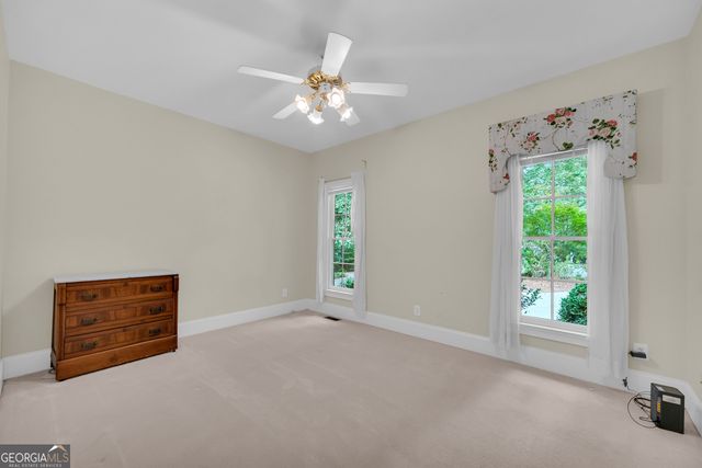 122 Grand Oaks Drive, Clarkesville, GA 30523