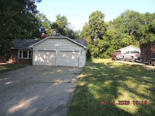 1005 Lisa Lane, Richmond, MO 64085