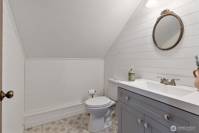 18624 59th Street E, Lake Tapps, WA 98391