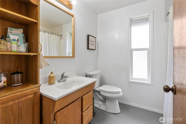 18624 59th Street E, Lake Tapps, WA 98391