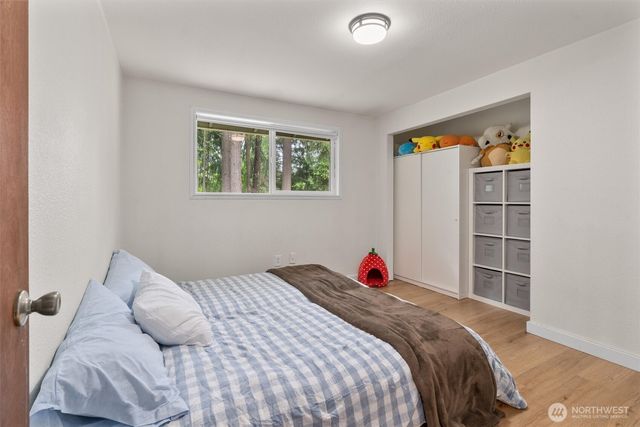 18624 59th Street E, Lake Tapps, WA 98391