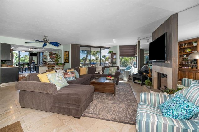 1660 GULF BOULEVARD 208, Clearwater Beach, FL 33767