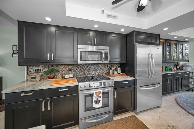 1660 GULF BOULEVARD 208, Clearwater Beach, FL 33767