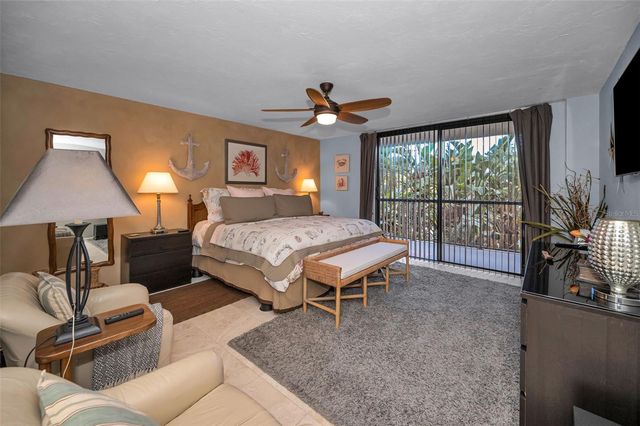 1660 GULF BOULEVARD 208, Clearwater Beach, FL 33767