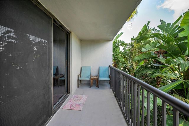 1660 GULF BOULEVARD 208, Clearwater Beach, FL 33767