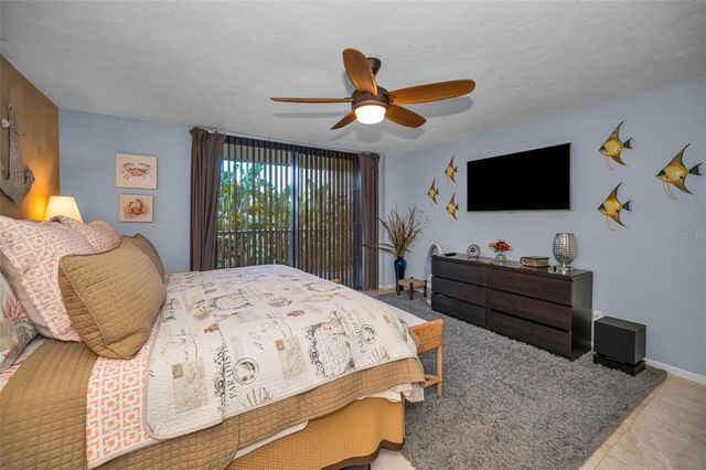 1660 GULF BOULEVARD 208, Clearwater Beach, FL 33767