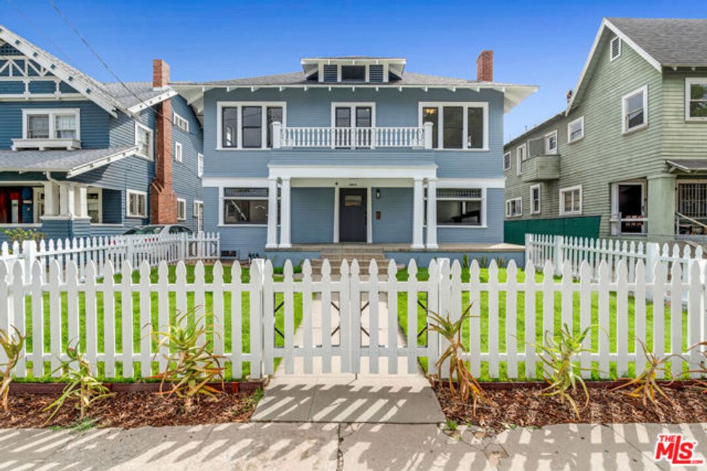1804 Roosevelt Avenue, Los Angeles, CA 90006