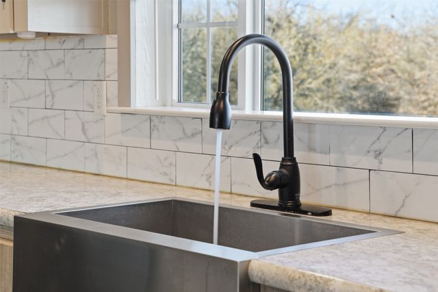 151 Private Road 3814, Springtown, TX 76082