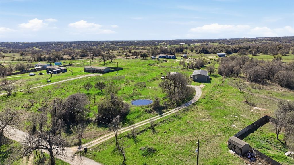 151 Private Road 3814, Springtown, TX 76082