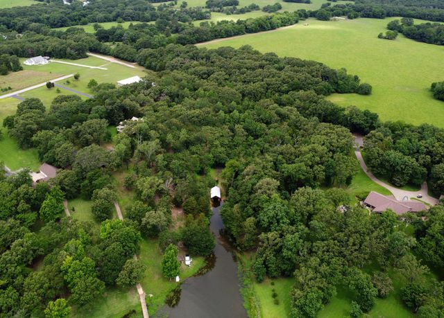 632 County Road 1952, Yantis, TX 75497