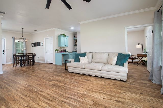 632 County Road 1952, Yantis, TX 75497