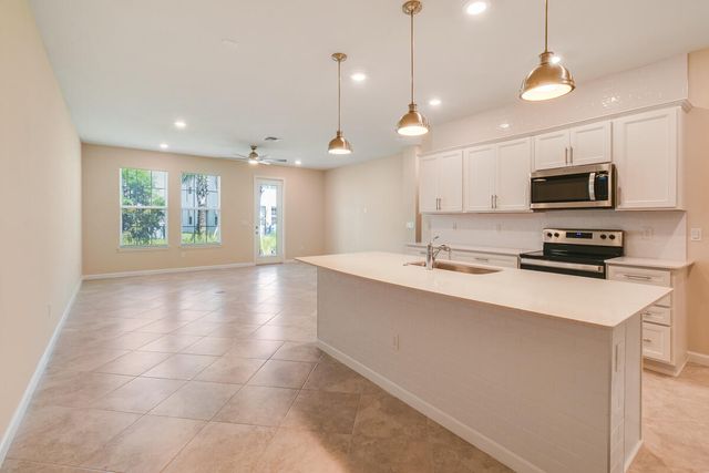 1841 SE Roxy Way, Stuart, FL 34996
