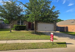 216 Meadow Ridge Drive, Anna, TX 75409
