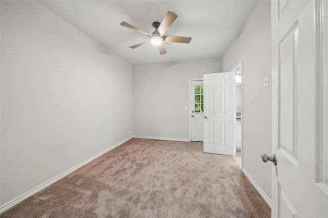 396 Westchase, Montgomery, TX 77316